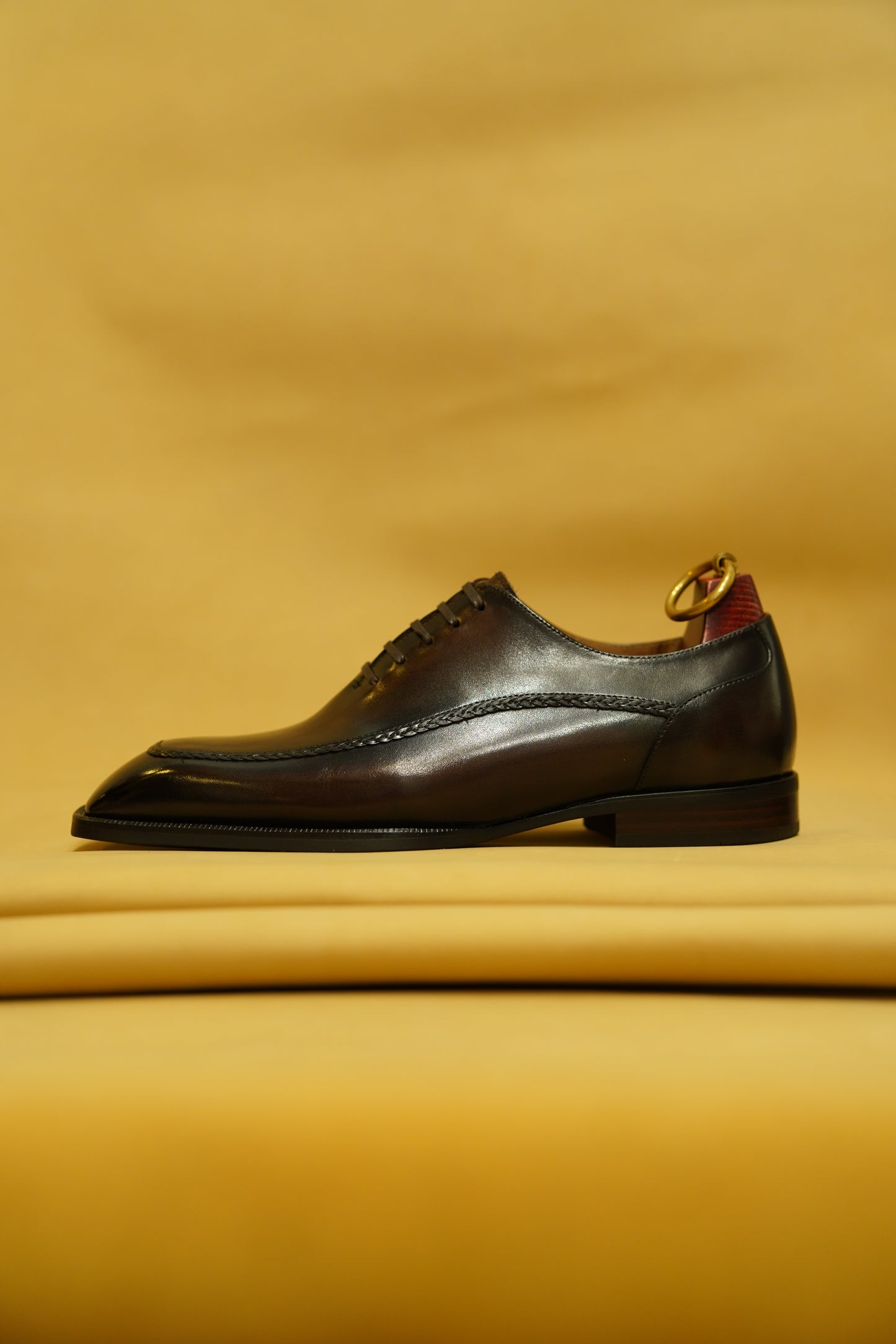 Italian Design / Original Leather Shoes